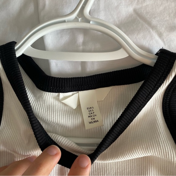 H and M tank top - Picture 2 of 2
